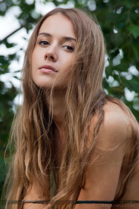 Lina Diamond model pornographic images