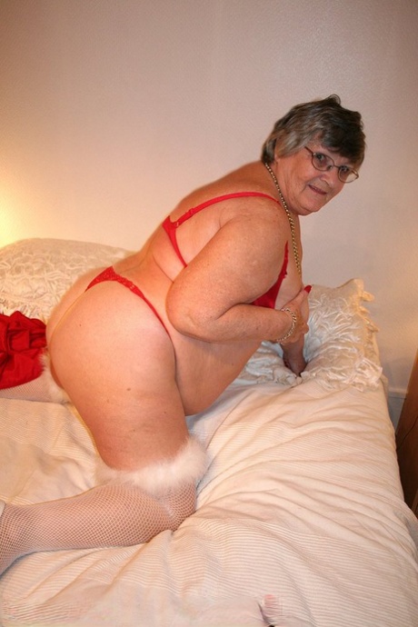 mature older woman stockings free nude img
