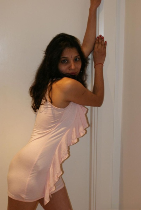 Kavya Sharma hd actress photo