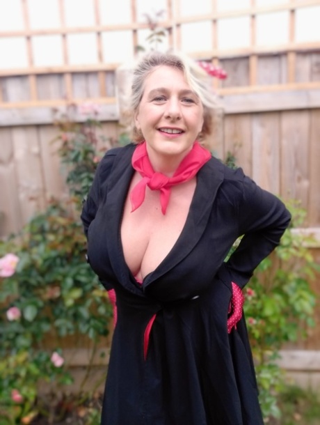 bbc pounding fat granny pornos images