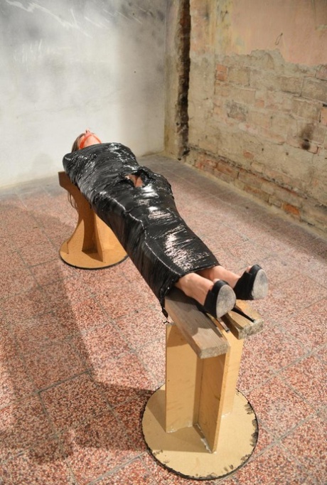 Mona Lee model sex galleries