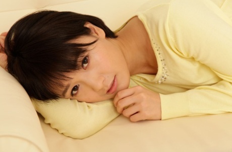 Mari Haneda model top pic