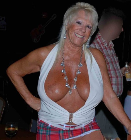 granny big tits wants tongue cum free sexy gallery